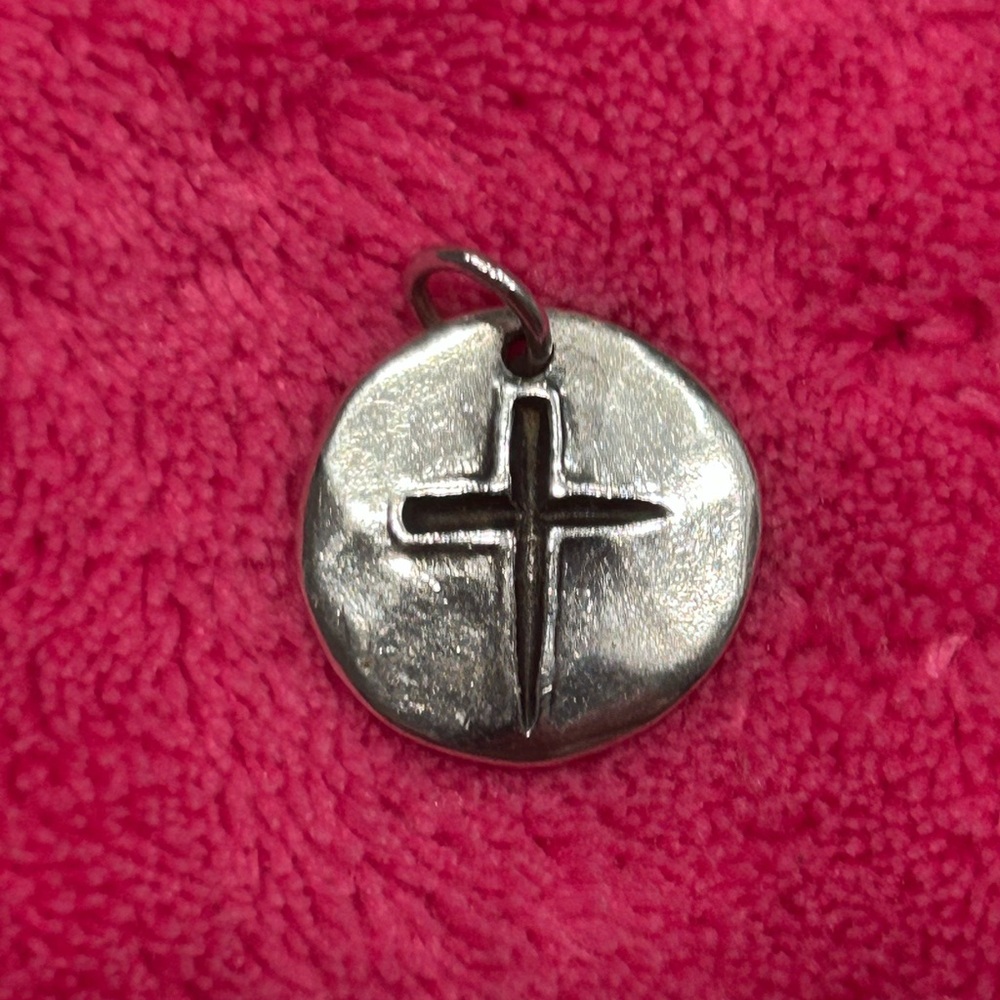 James Avery Sterling Silver Hand Forged Cross Pendant Necklace (retired)